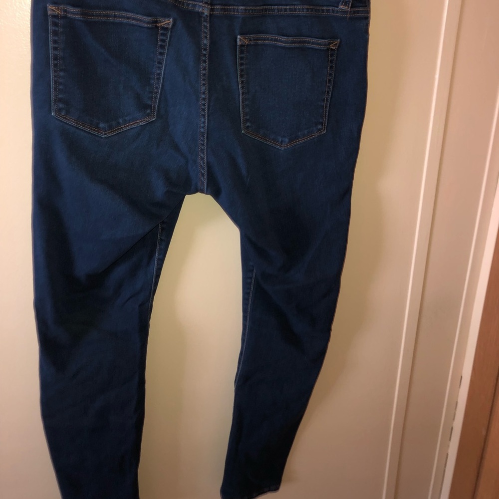 Jeans - Picture 2 of 2